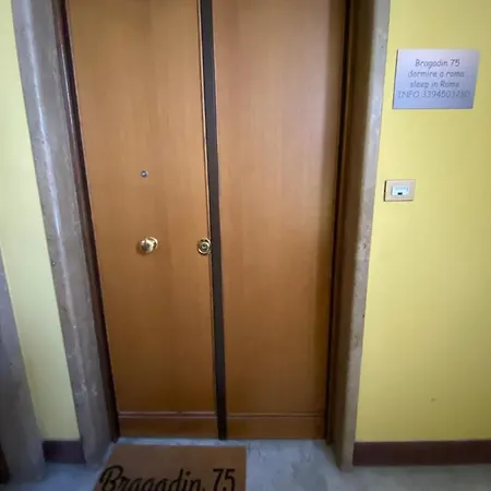 Konukevi Bragadin75 In Vaticano